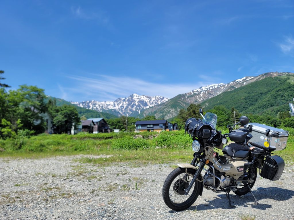 アルプスの雪山