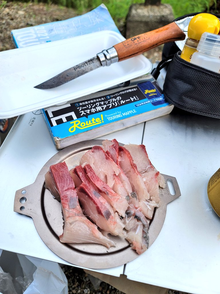 キャンプ飯のお刺身