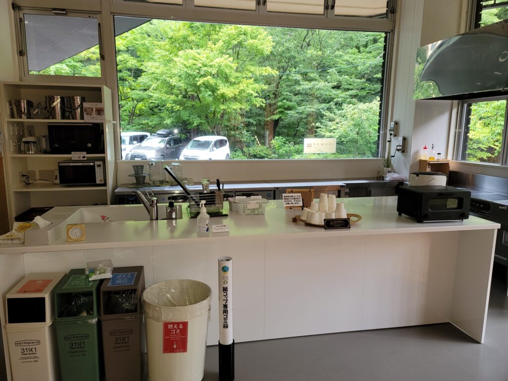 YUMORI ONSEN HOSTEL のキッチン