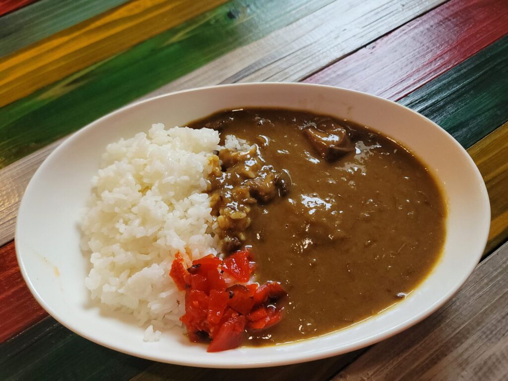 長野・小布施のととのう屋で食べたジビエ料理・熊肉カレー
