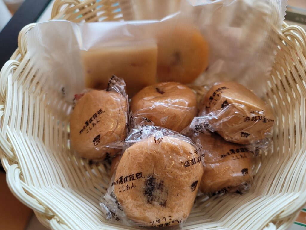 那須高原で買った柏屋の薄皮まんじゅう｜福島の銘菓をツーリング途中に