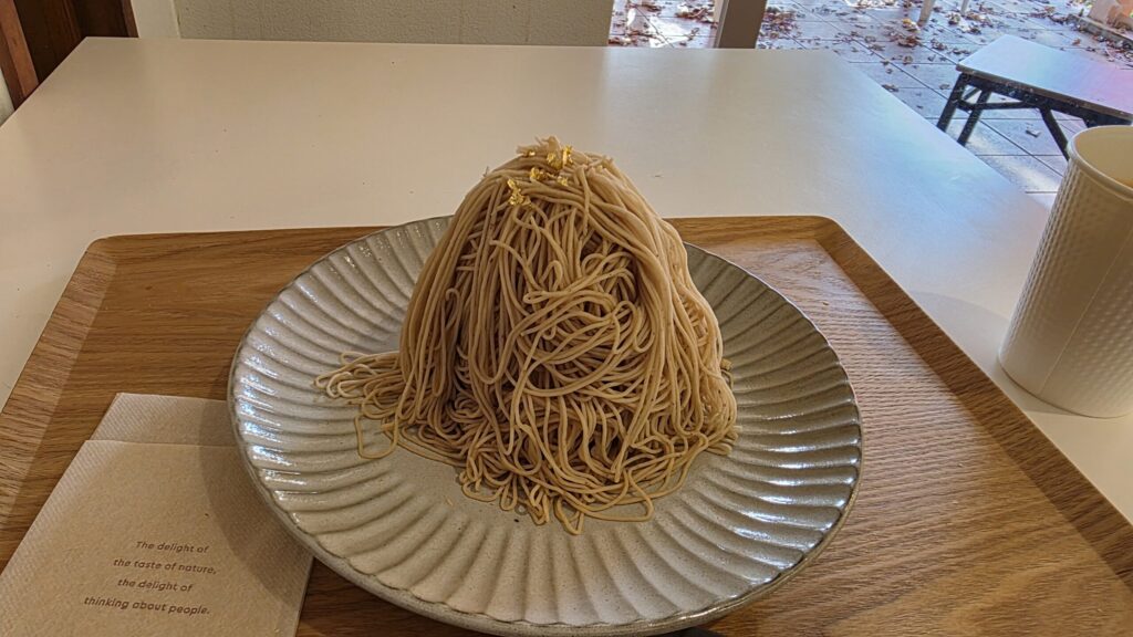 道の駅小淵沢シャトレーゼでモンブラン